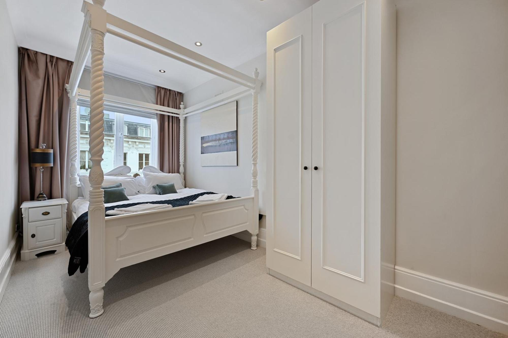 Ferienwohnung Beautiful 2 King Size Beds 2 Bath- Sleeps 5 In Earls Court London Exterior foto